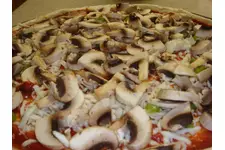 Mantarlı Pizza Tarifi ve Malzemeleri